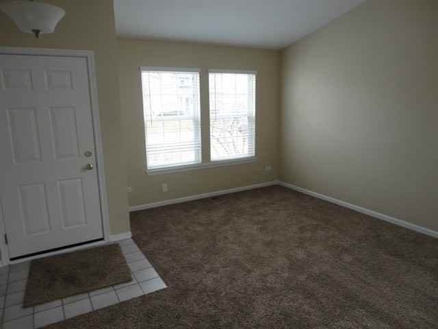 2631 Fairfax Ln - Photo 2 of 13
