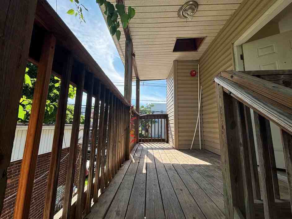366 11th Ave - Photo 6 of 6