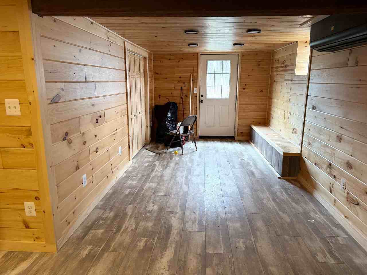 280 Bangor Rd - Photo 2 of 12