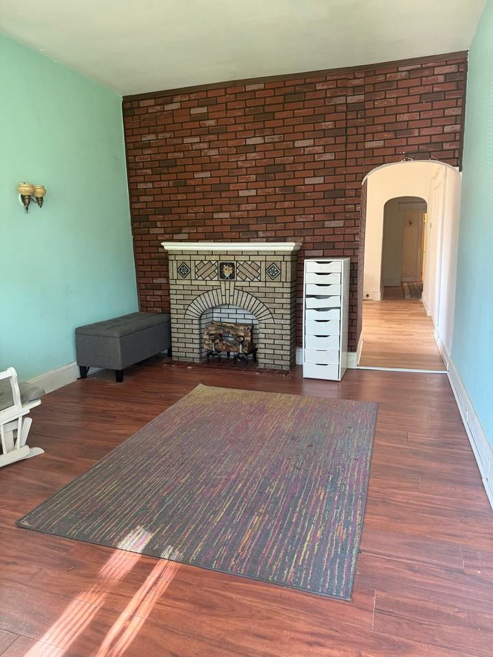 3925 Fairview Ave #1 - Photo 3 of 13