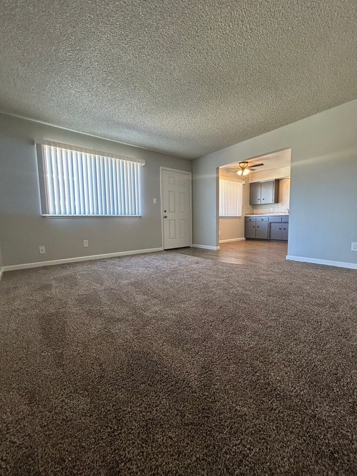 189 W Santa Ana Ave #F - Photo 6 of 16