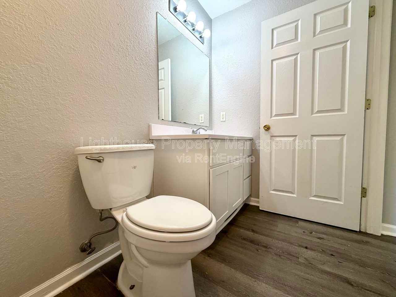 860 Marquette Ave #14 - Photo 7 of 19