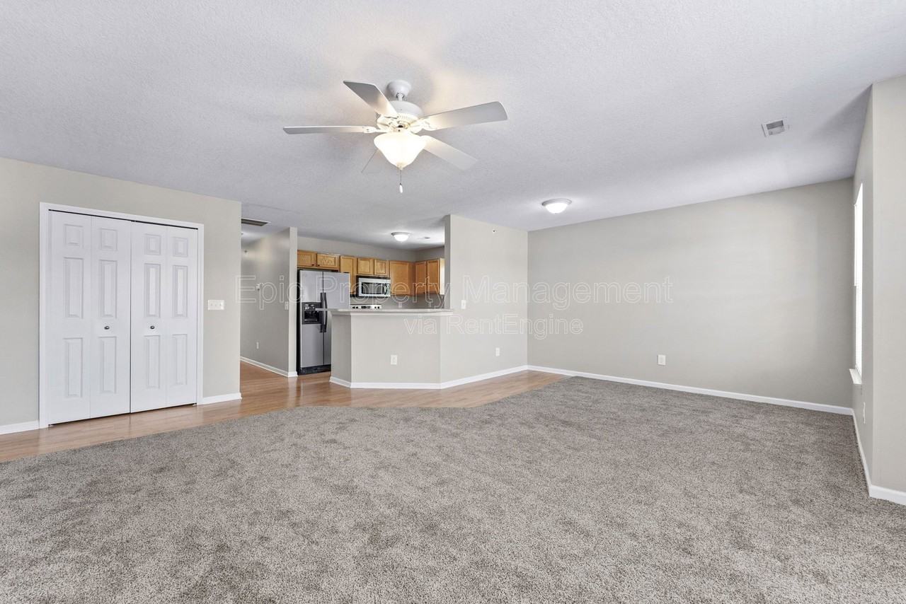 101 Taddeo Dr - Photo 7 of 17