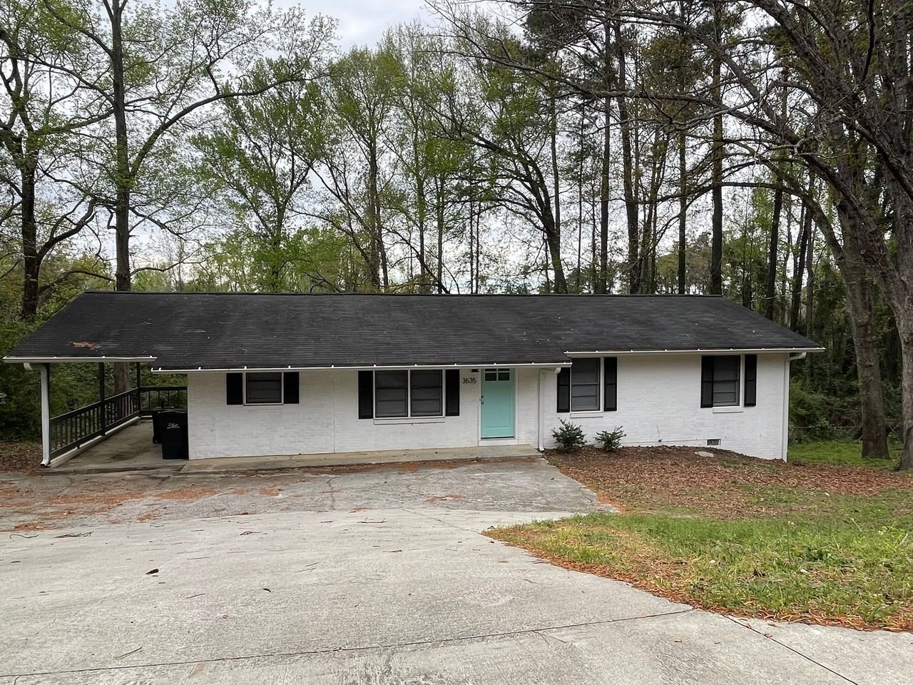 3635 Belair Rd - Photo 2 of 17