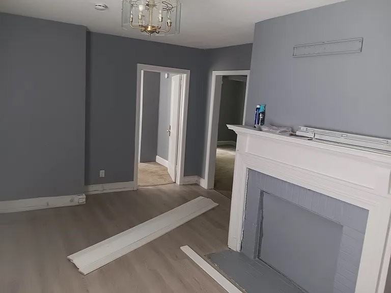 121 Coker St - Photo 3 of 9