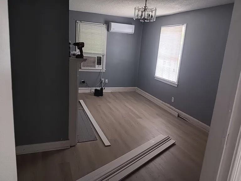 121 Coker St - Photo 7 of 9