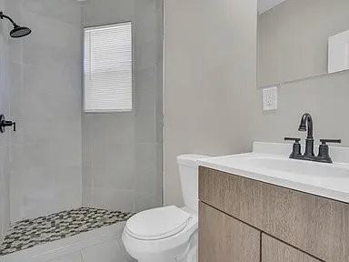6746 Martins Mill Rd #B - Photo 3 of 7