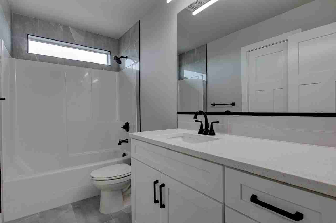 806 Rio Vista Loop - Photo 6 of 10
