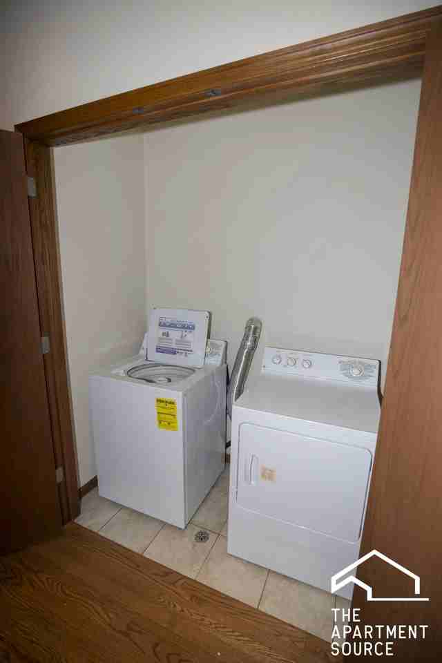 672 N Peoria St #670-2 - Photo 6 of 16