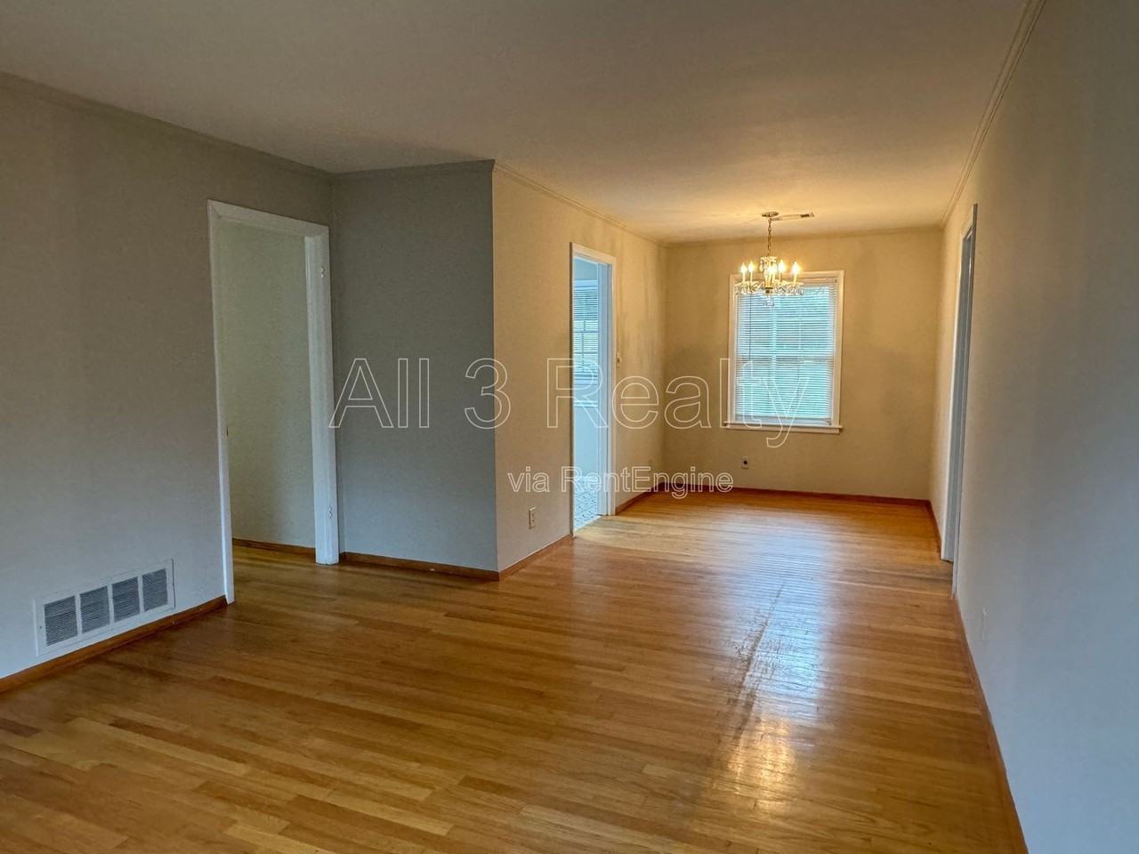 3390 Arborfield Rd - Photo 7 of 31