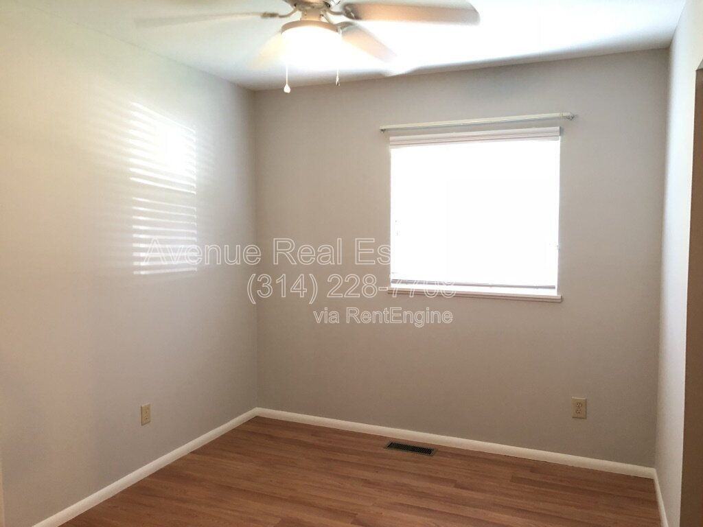 302 Brightsand Ct - Photo 7 of 11