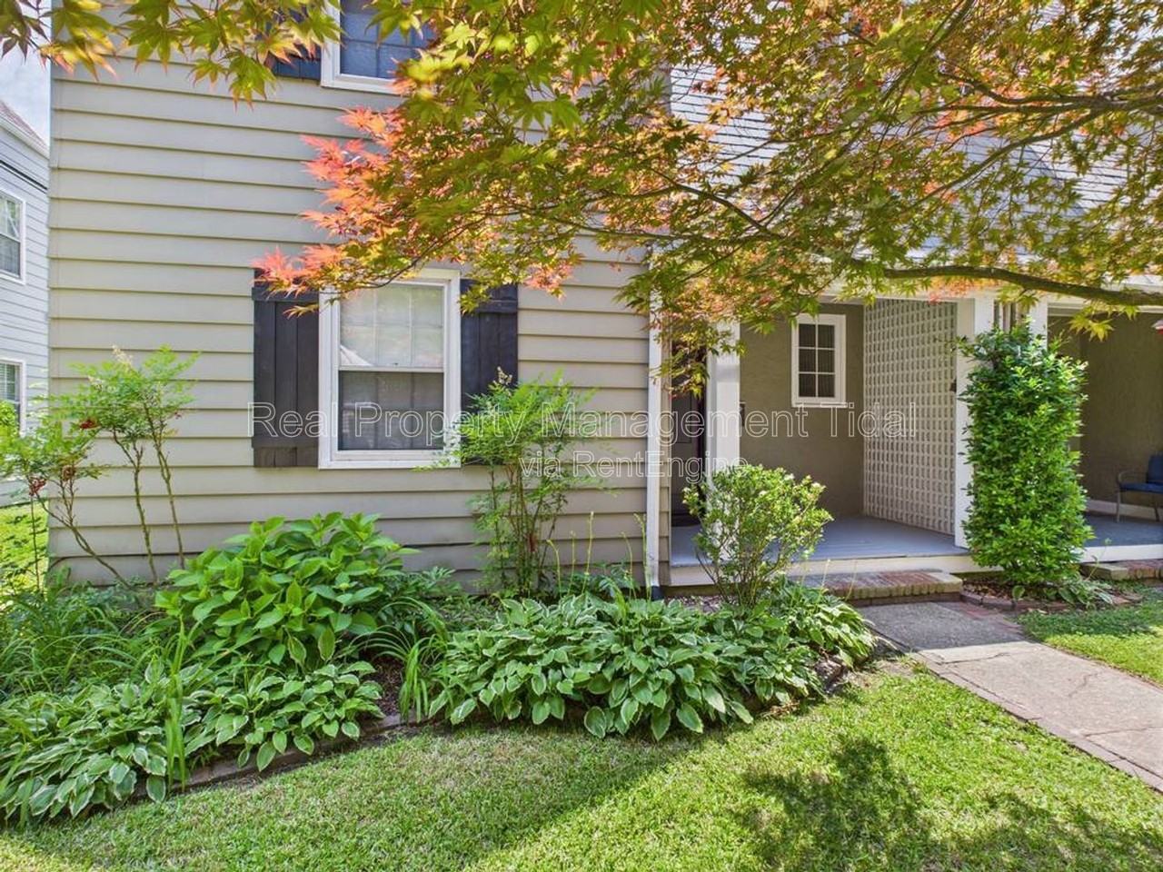 217 Palen Ave - Photo 3 of 44