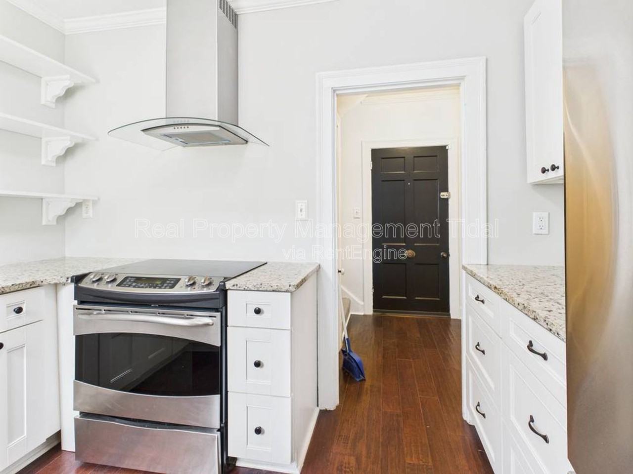 217 Palen Ave - Photo 5 of 44