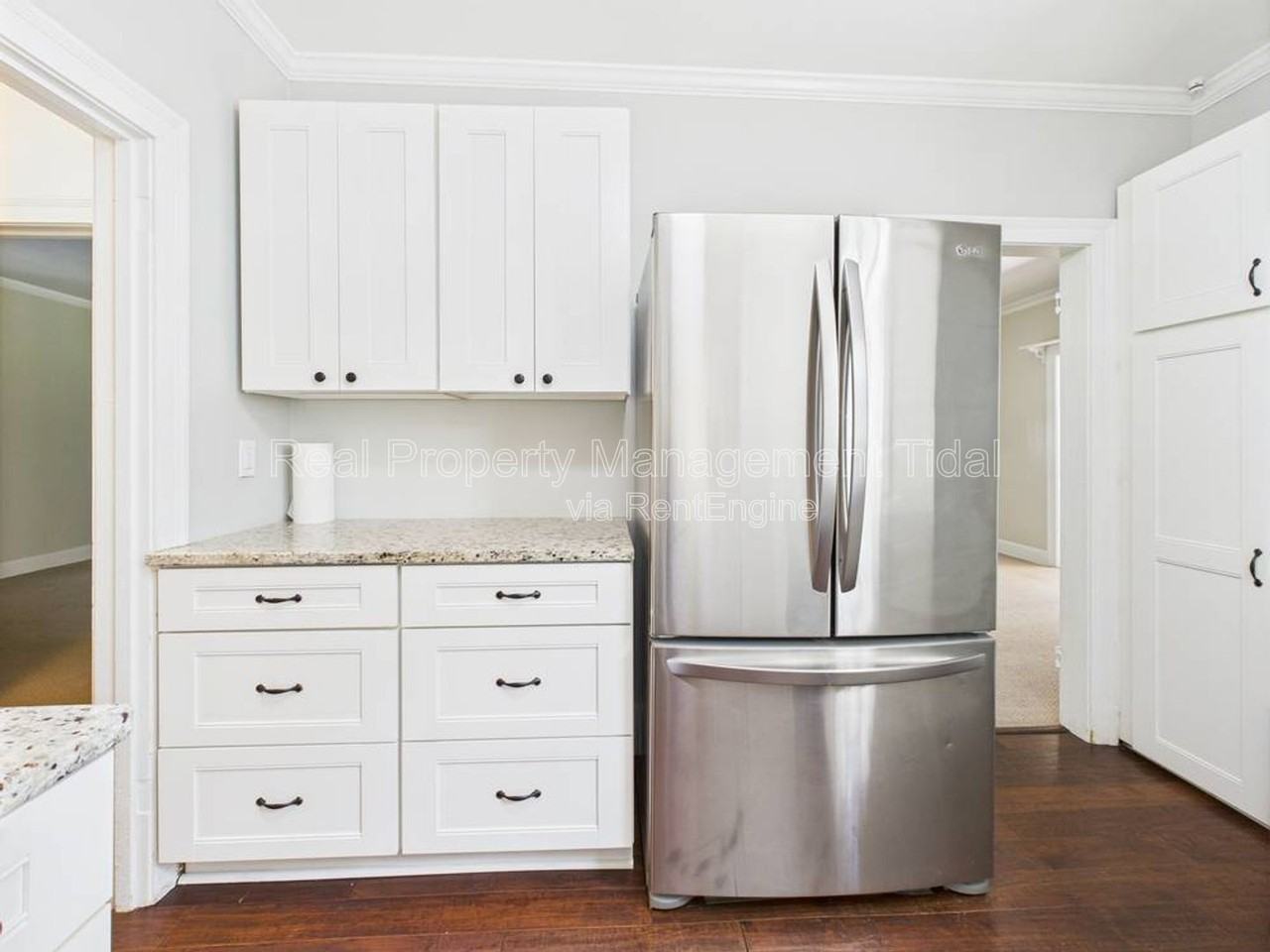217 Palen Ave - Photo 7 of 44