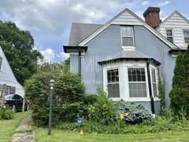 featured image of 5663 N Illinois St
