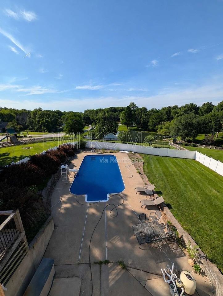 3905 Sw 14th Street Ct - Photo 5 of 50