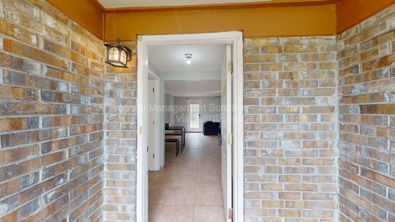 2584 Spring Lake Rd - Photo 3 of 18