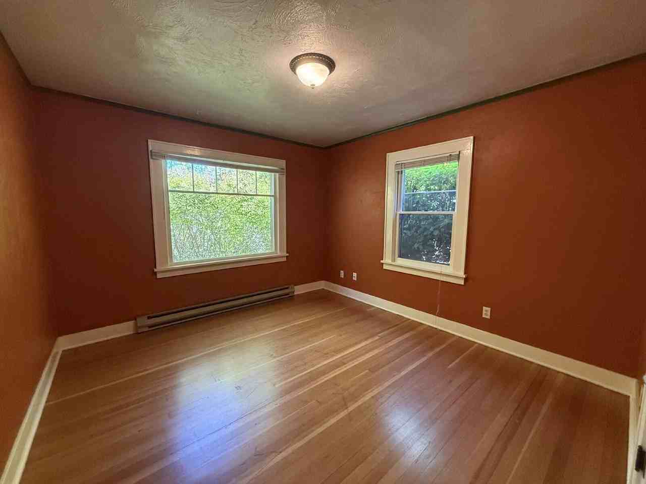 1315 Washington St - Photo 5 of 16