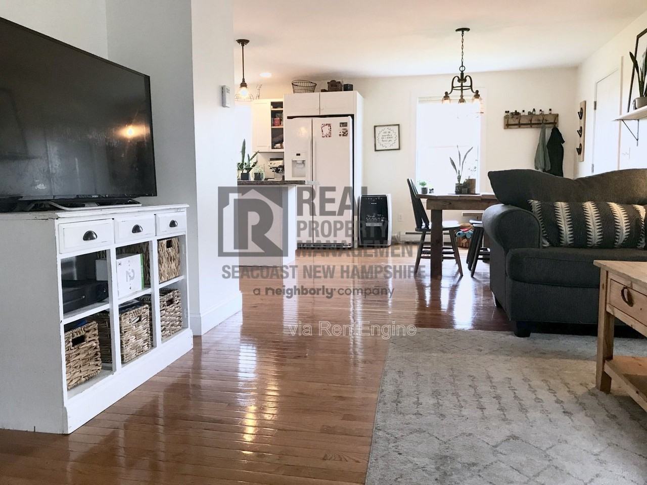 10 Gagne St - Photo 7 of 27