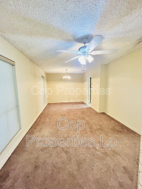 14810 Ridge Hill Dr - Photo 2 of 19