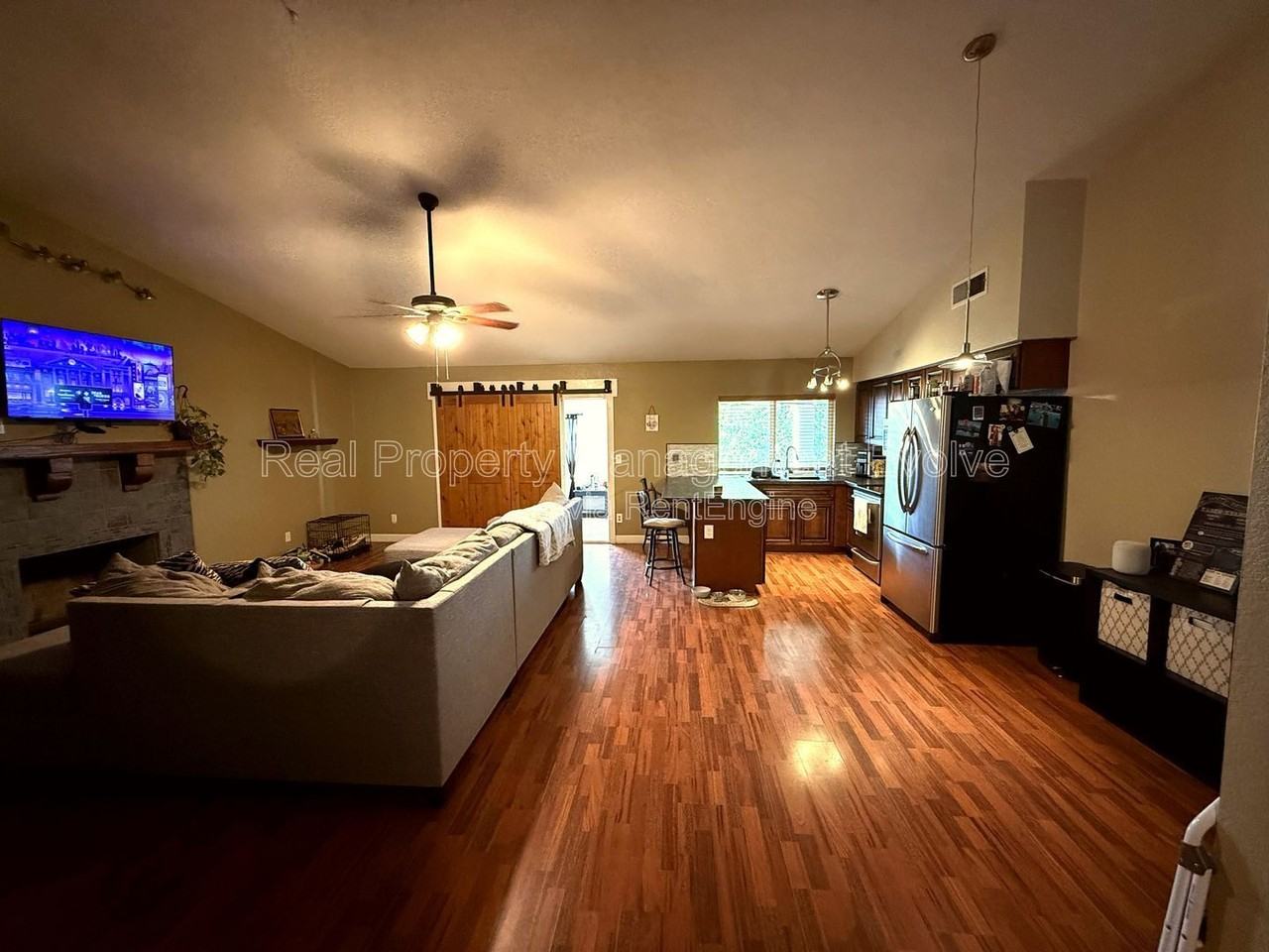 16645 N 34th Dr - Photo 6 of 19