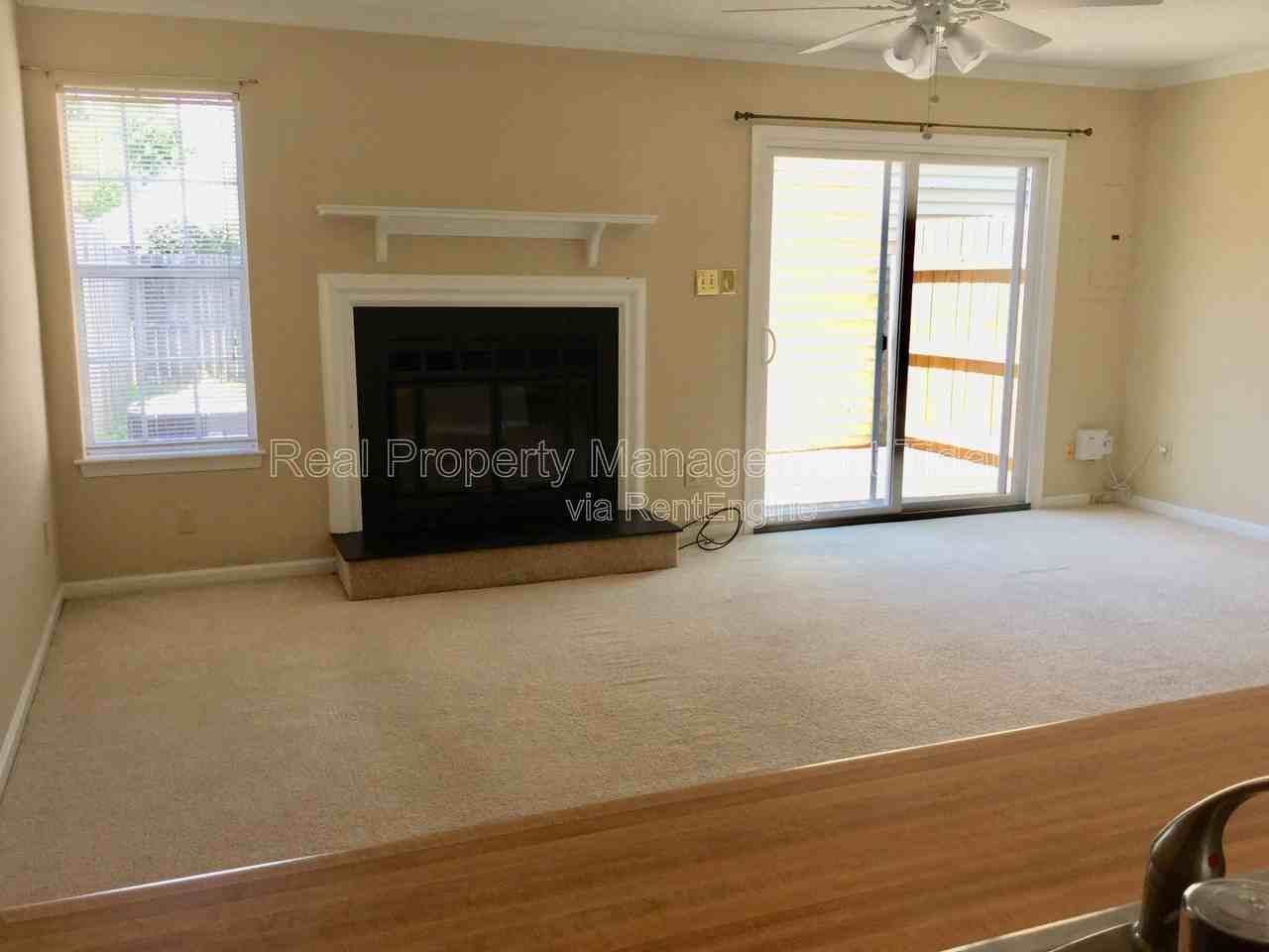 1664 Jameson Dr - Photo 4 of 18