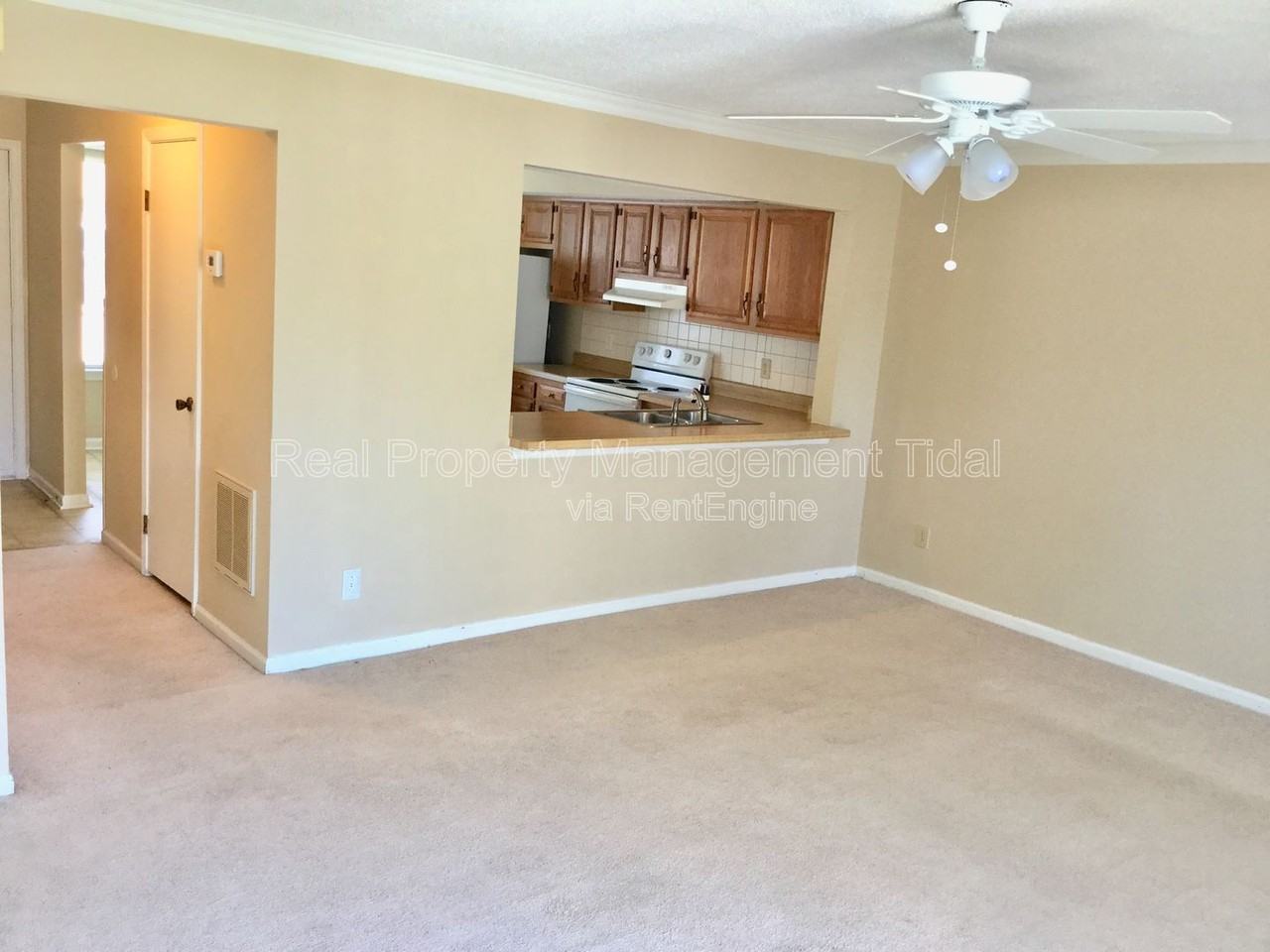 1664 Jameson Dr - Photo 5 of 18