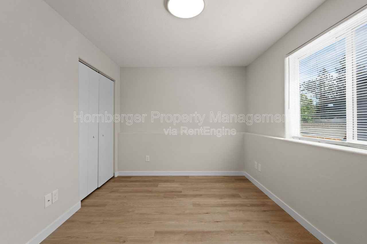 1605 E Hartson Ave #2 - Photo 2 of 20
