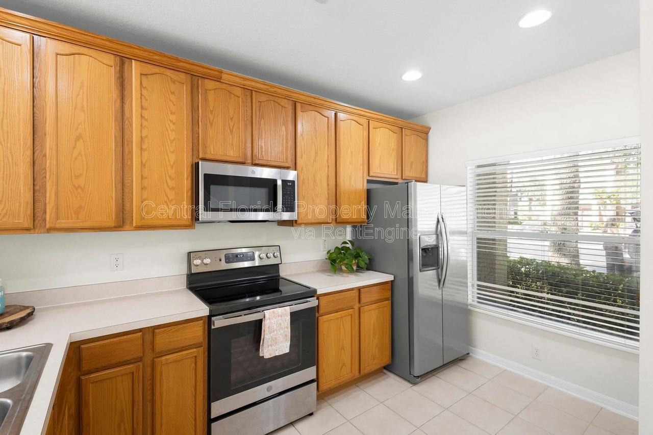 3434 Wilshire Way Rd #1 - Photo 5 of 34