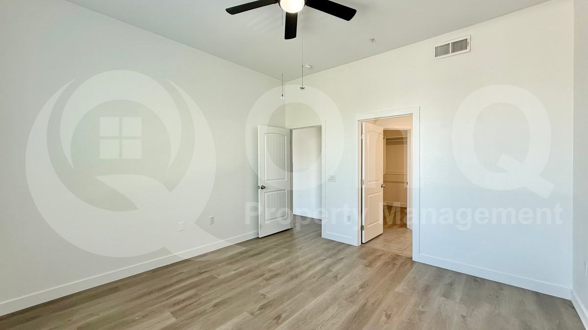 N 67th Ave #202 - Photo 7 of 29