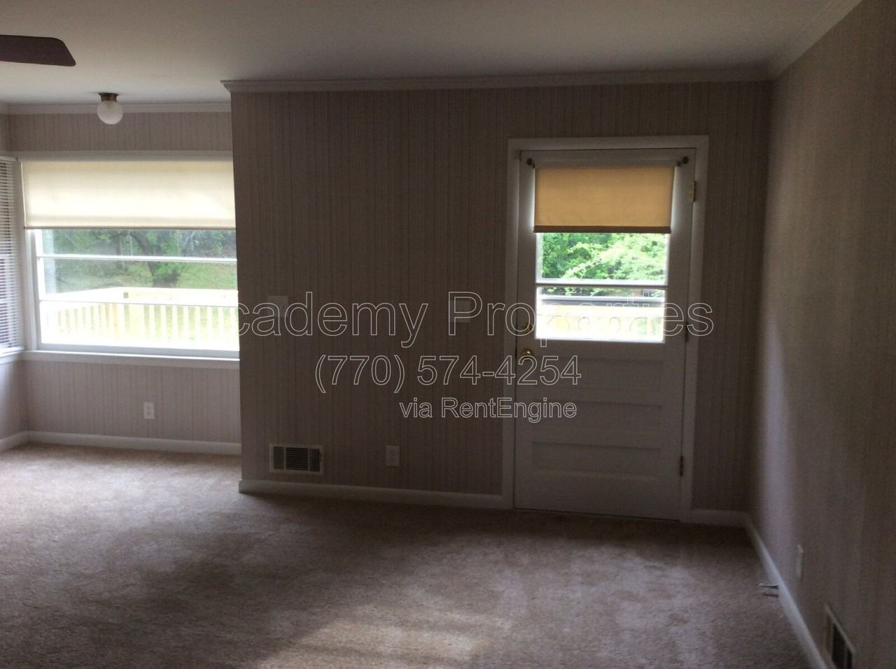 209 Decatur Rd - Photo 5 of 8