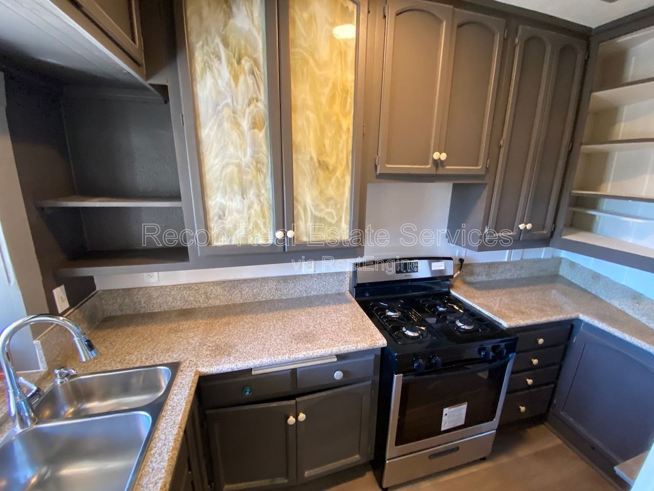 4288 Cleveland Ave #2 - Photo 4 of 9