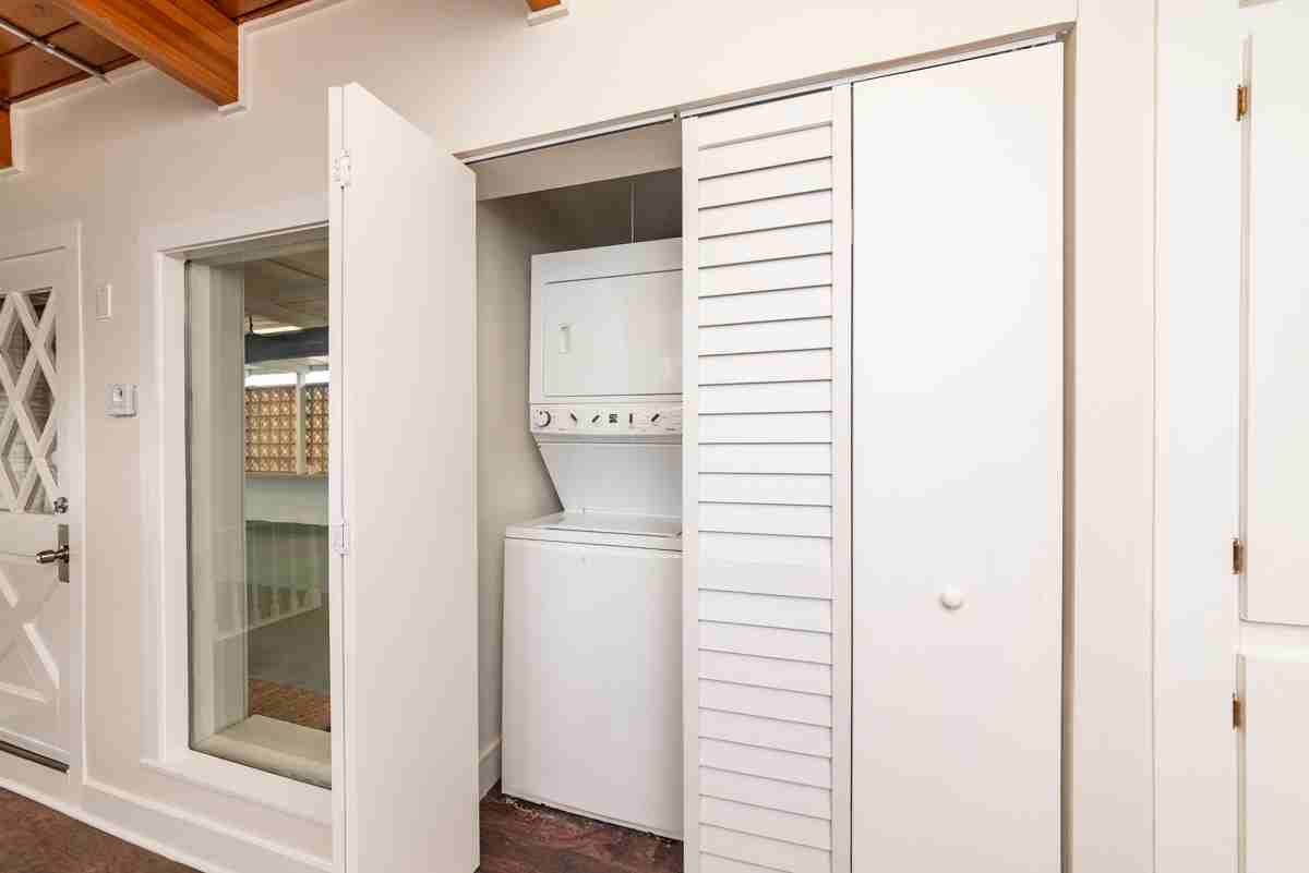 5744 N Milwaukee Ave #2B - Photo 6 of 10