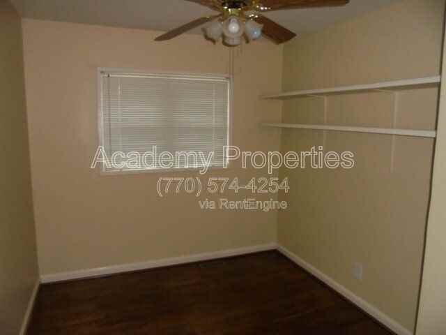 105 E Mimosa Dr - Photo 4 of 13