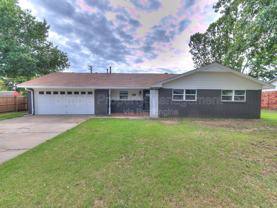 2401 Fedderson Dr - Photo 1 of 1