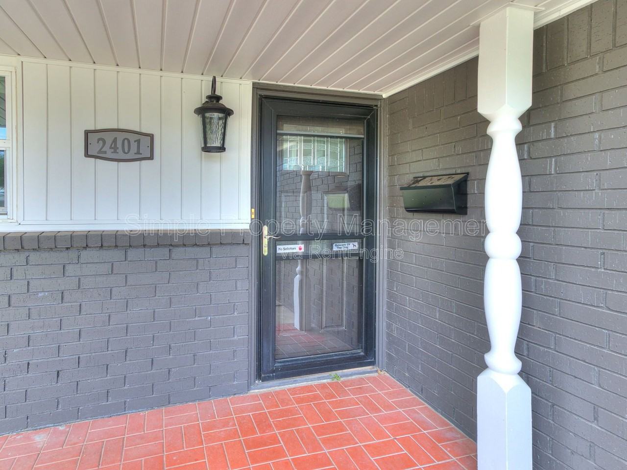 2401 Fedderson Dr - Photo 2 of 43