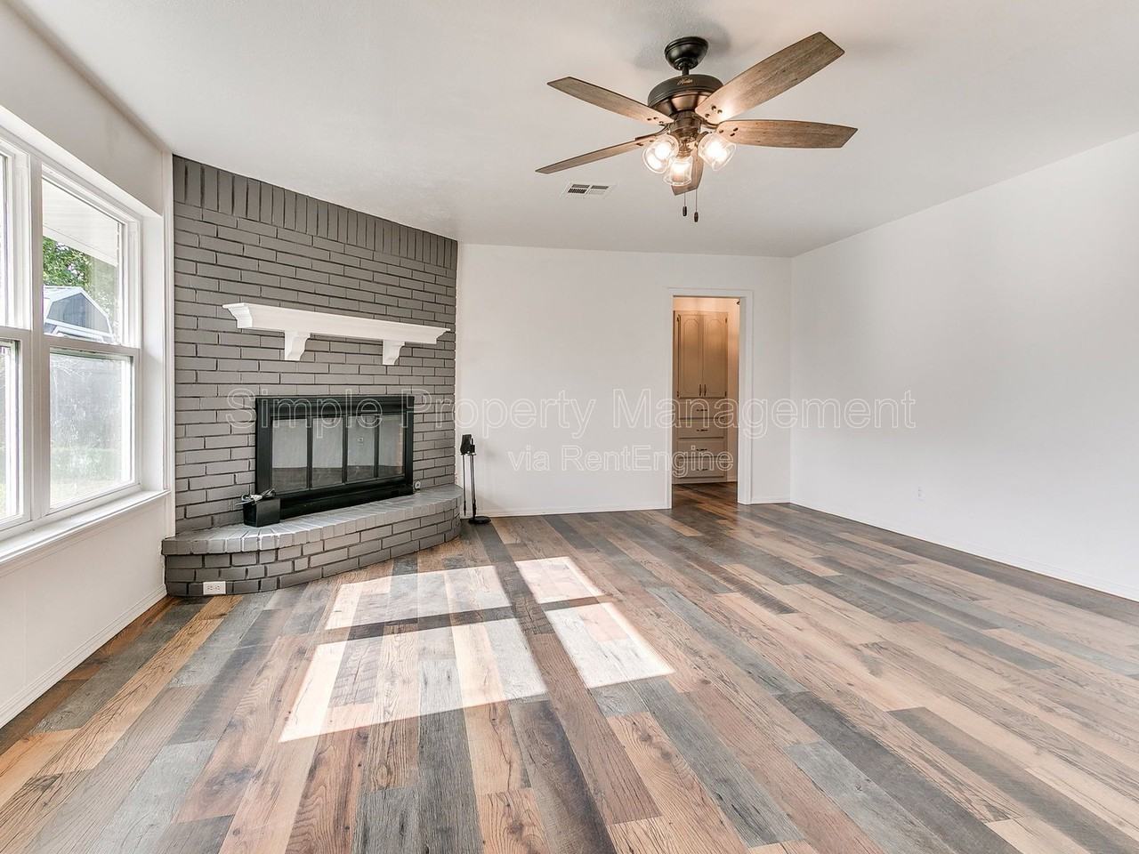 2401 Fedderson Dr - Photo 5 of 43