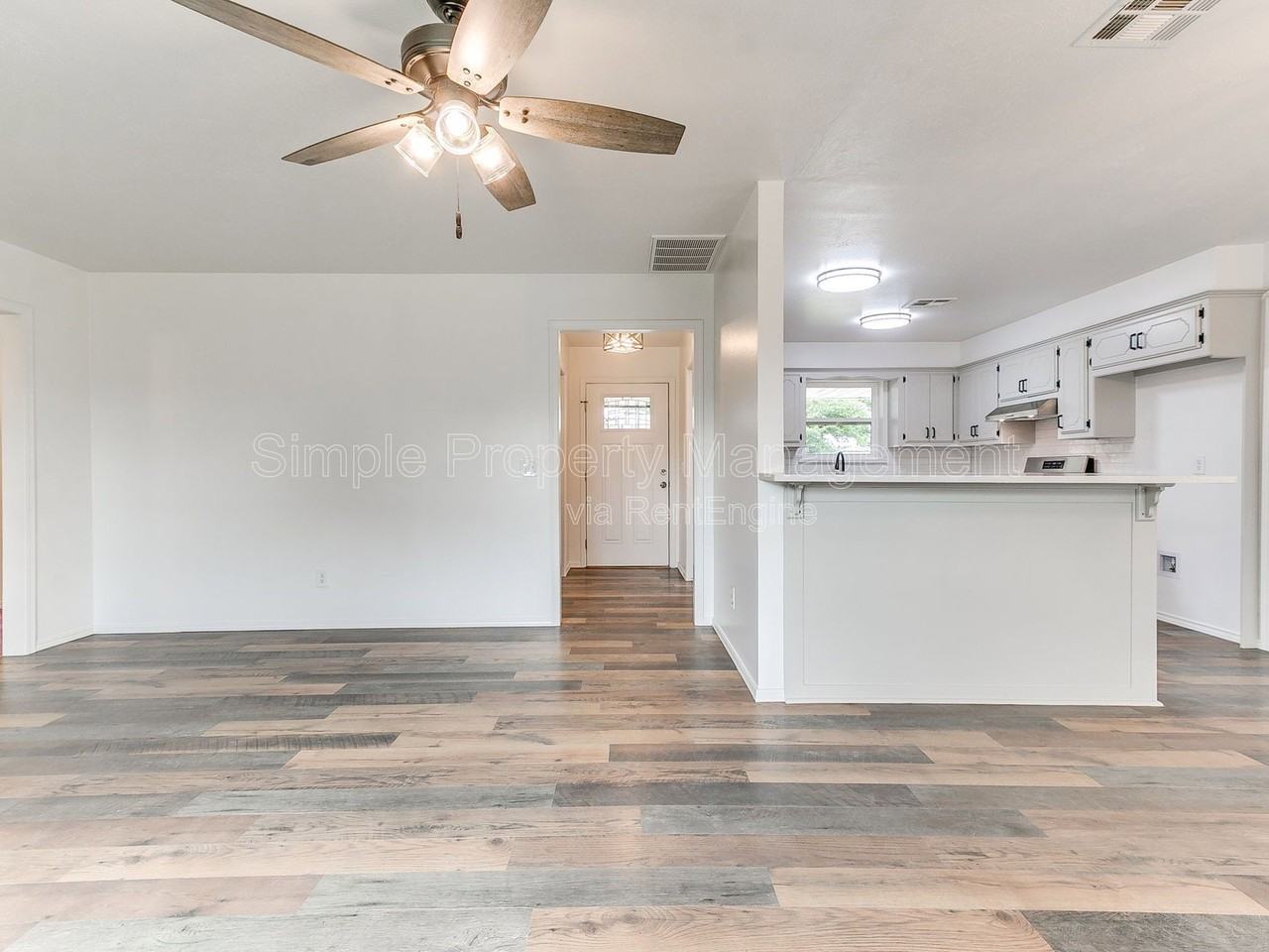 2401 Fedderson Dr - Photo 6 of 43