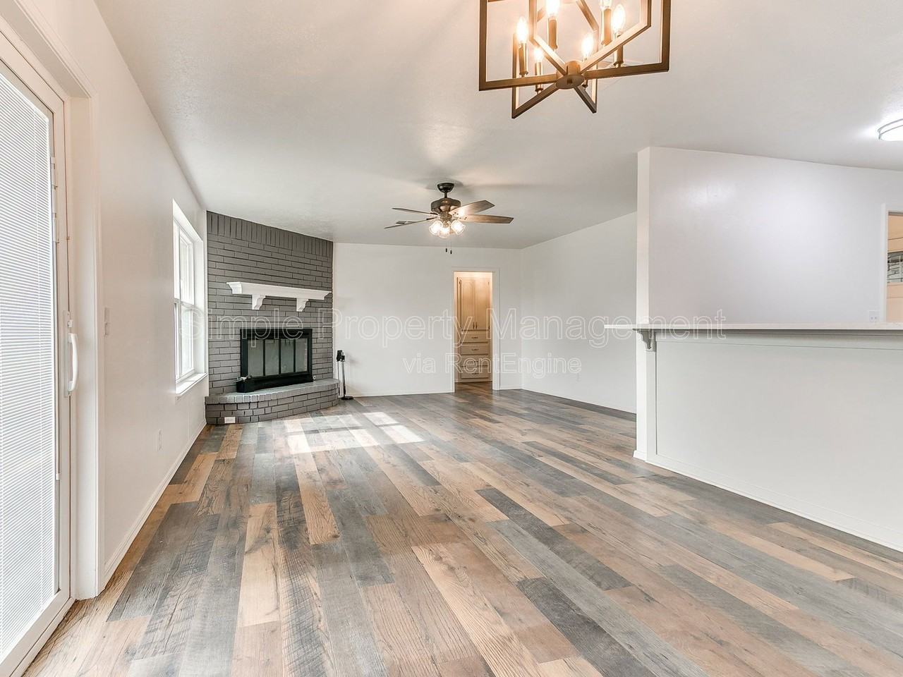 2401 Fedderson Dr - Photo 7 of 43