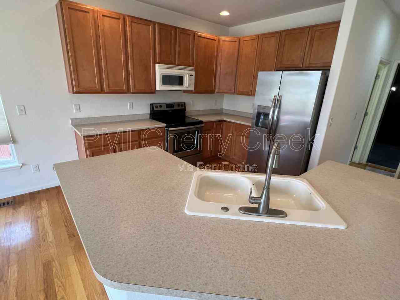 2115 Selenite Ct - Photo 6 of 27