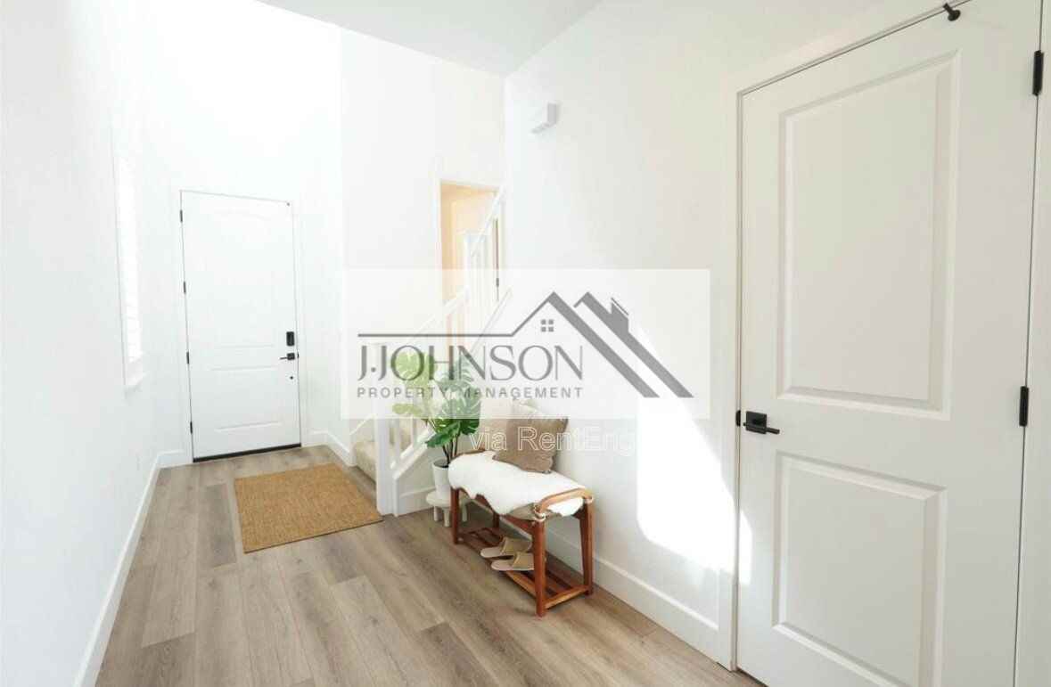 49 W Piazza St - Photo 3 of 21