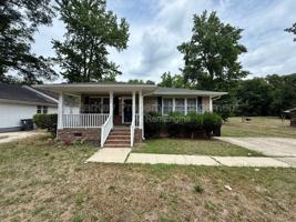 featured image of 204 W Barbee St