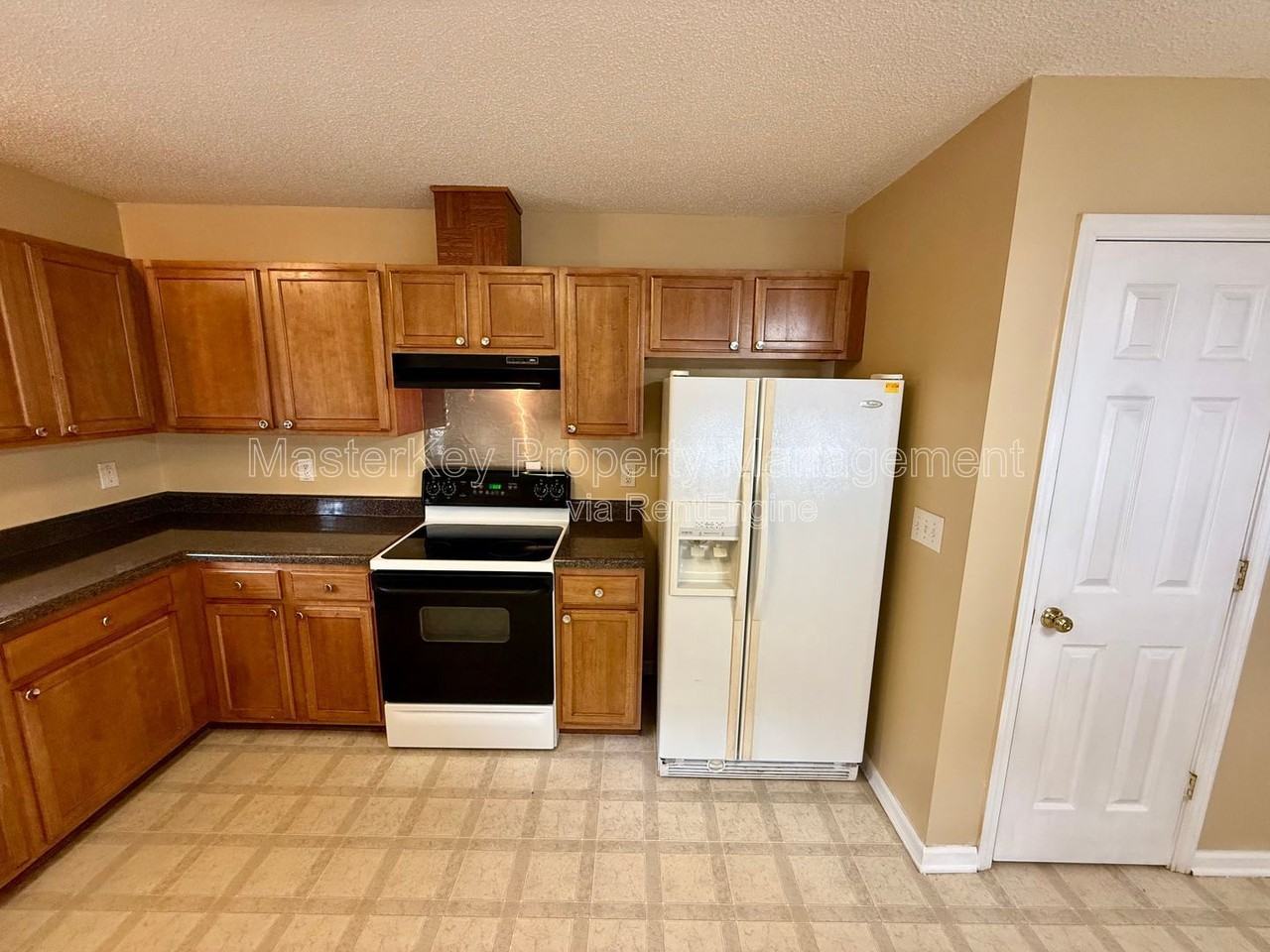204 W Barbee St - Photo 3 of 16