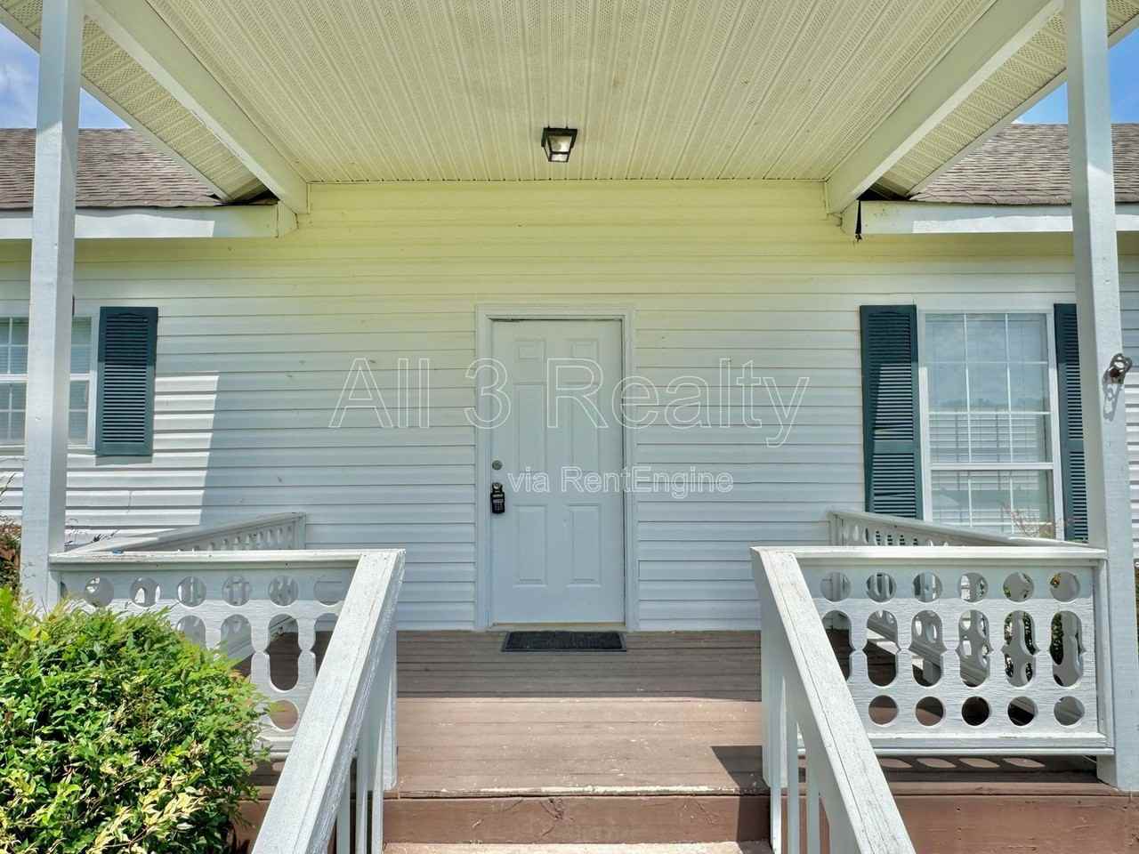 1520 Hogan Rd - Photo 4 of 29