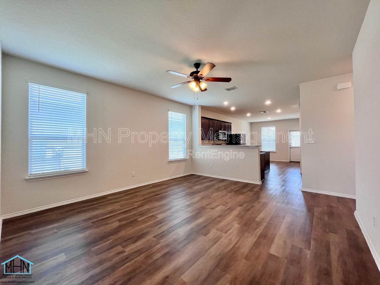 4105 Paddock Trl - Photo 4 of 30