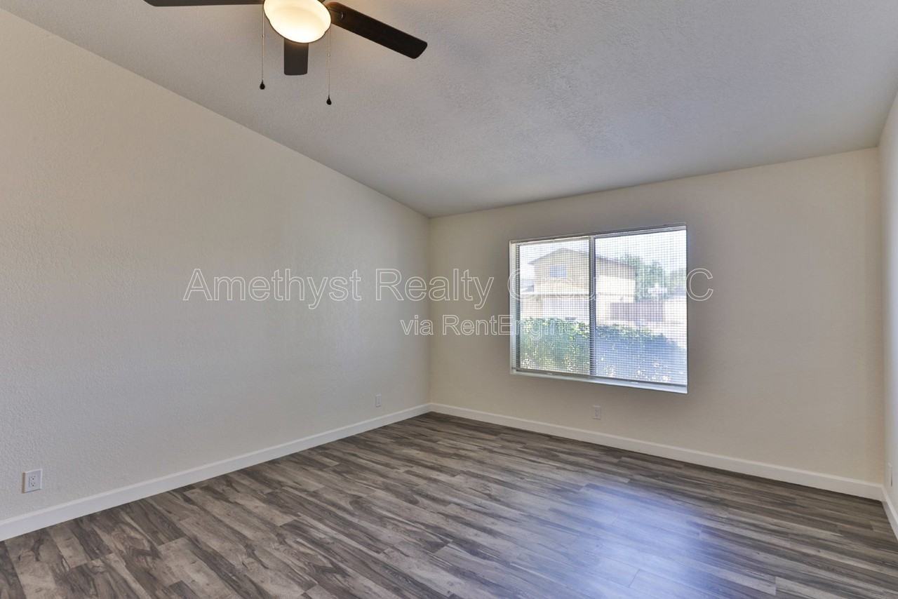4419 W Shaw Butte Dr - Photo 5 of 29