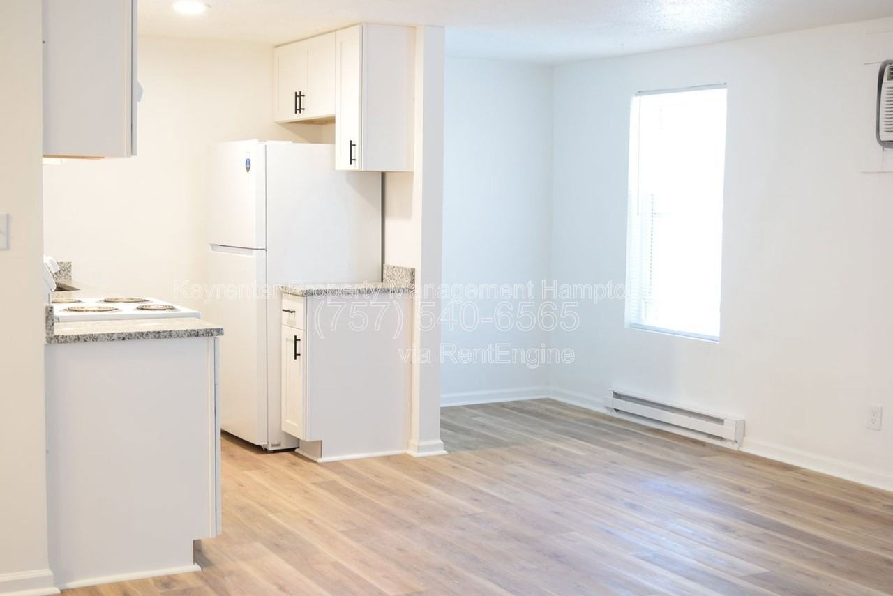 6249 Alexander St #F - Photo 3 of 21