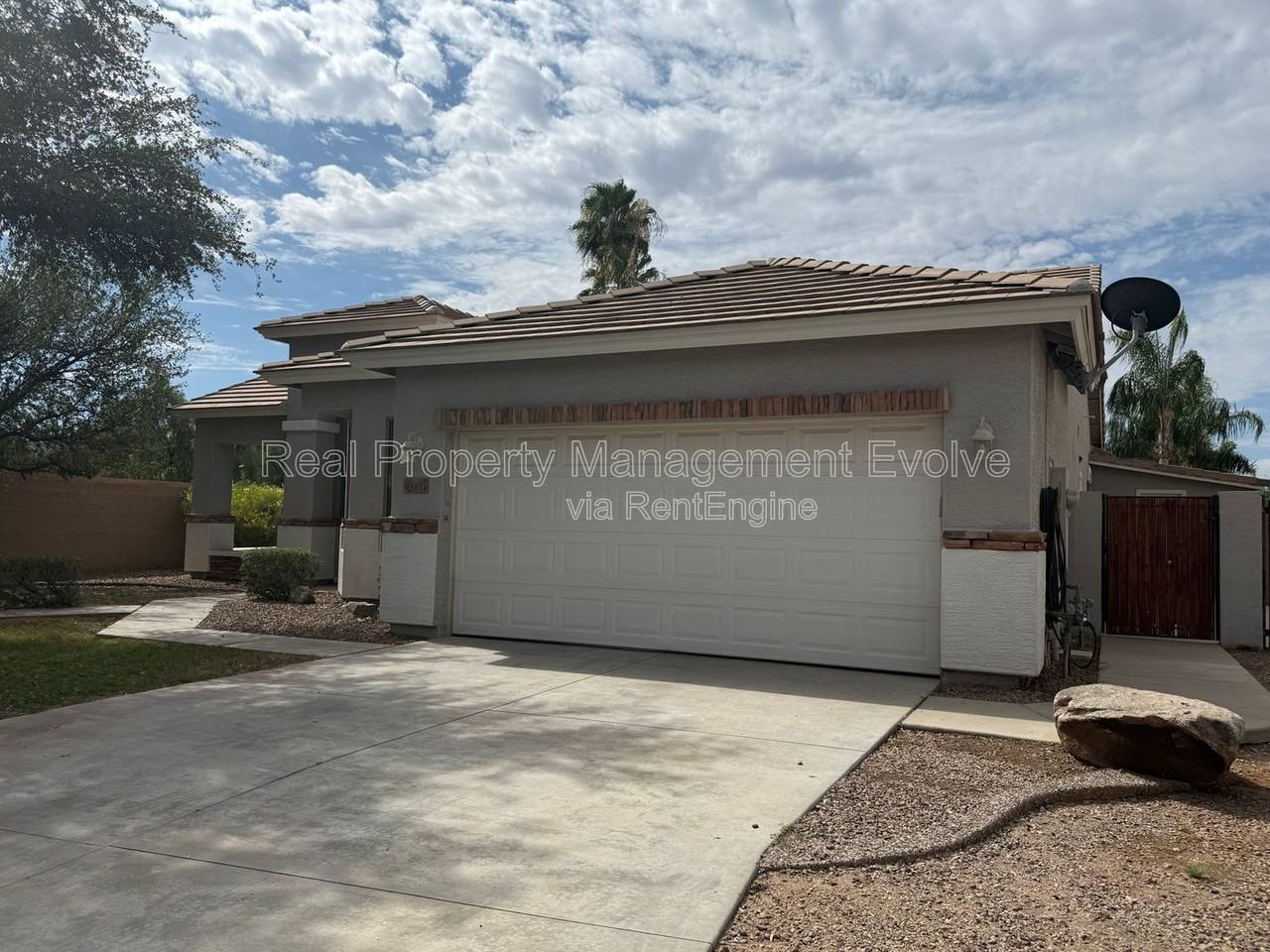 4381 E Sundance Ct - Photo 3 of 41