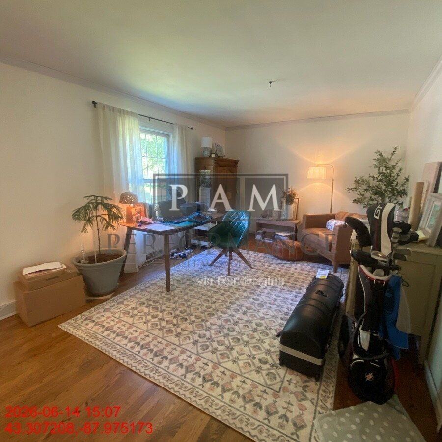 N86W5195 Covington Sq - Photo 6 of 50