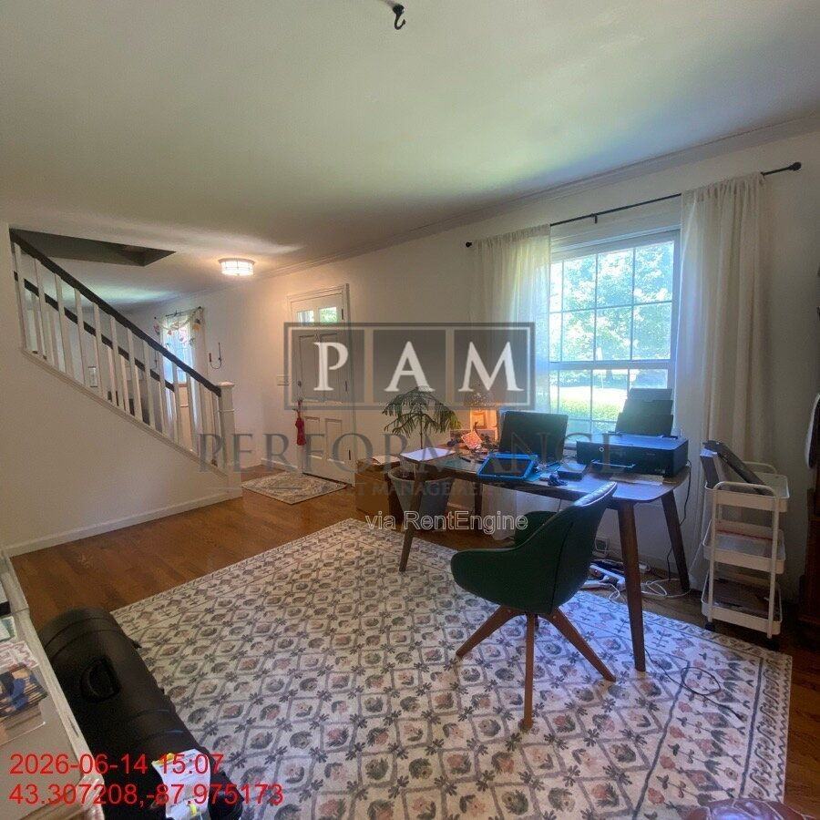N86W5195 Covington Sq - Photo 7 of 50